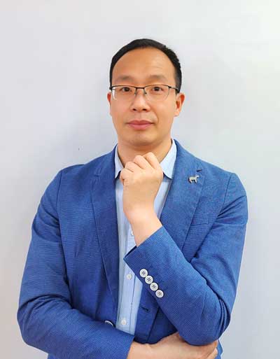 心理咨询师王新芳.jpg
